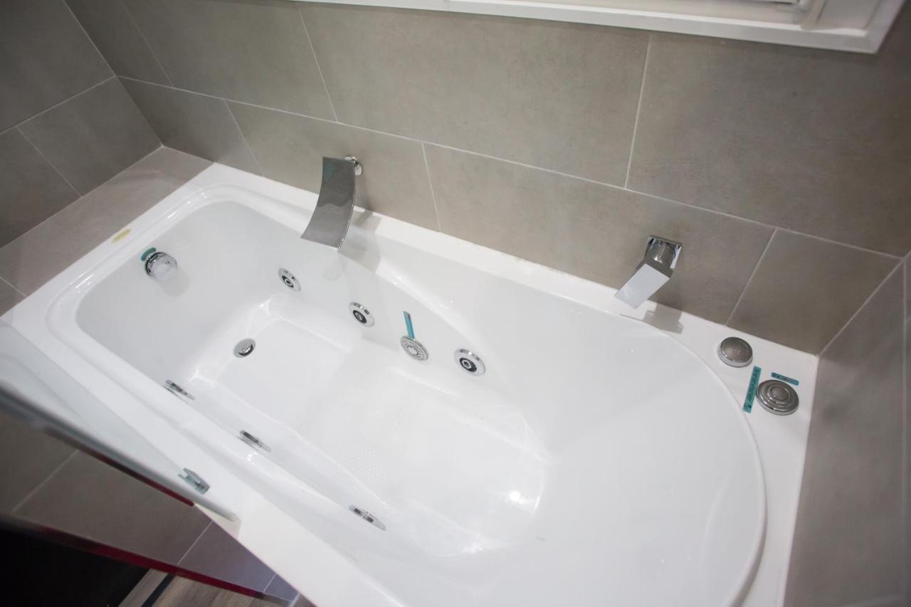 Apartmán Windrose 8 Madrid Exteriér fotografie